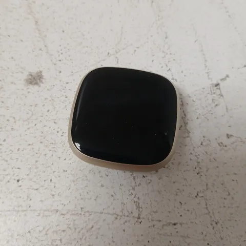 FITBIT VERSA 3 GOLD