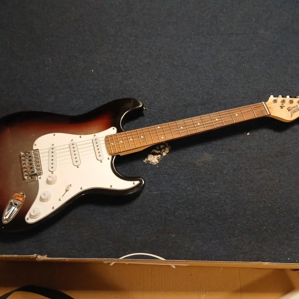 PYLE BEGINNER ELECTRIC GUITAR PACKAGE – SUNBURST WITH MINI AMPLIFIER & GIG BAG