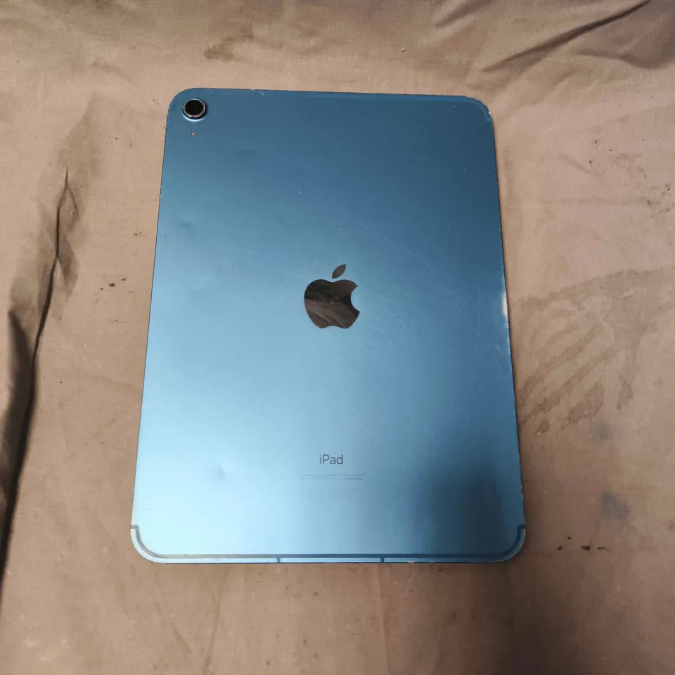 APPLE IPAD TABLET - A2757