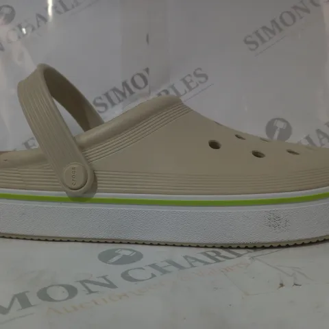 PAIR OF CROCS OFF COURT CLOGS IN BEIGE UK SIZE M10/W11