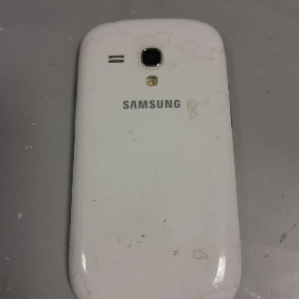 SAMSUNG GT-I8200N SMARTPHONE 