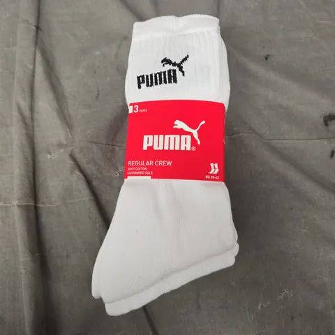 3 PAIRS OF PUMA REGULAR CREW CUSHIONED SOLE SOCKS IN WHITE - 6-8