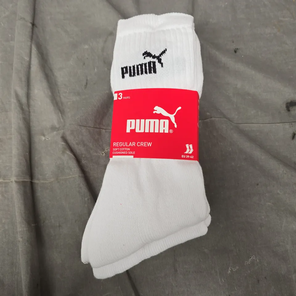 3 PAIRS OF PUMA REGULAR CREW CUSHIONED SOLE SOCKS IN WHITE - 6-8