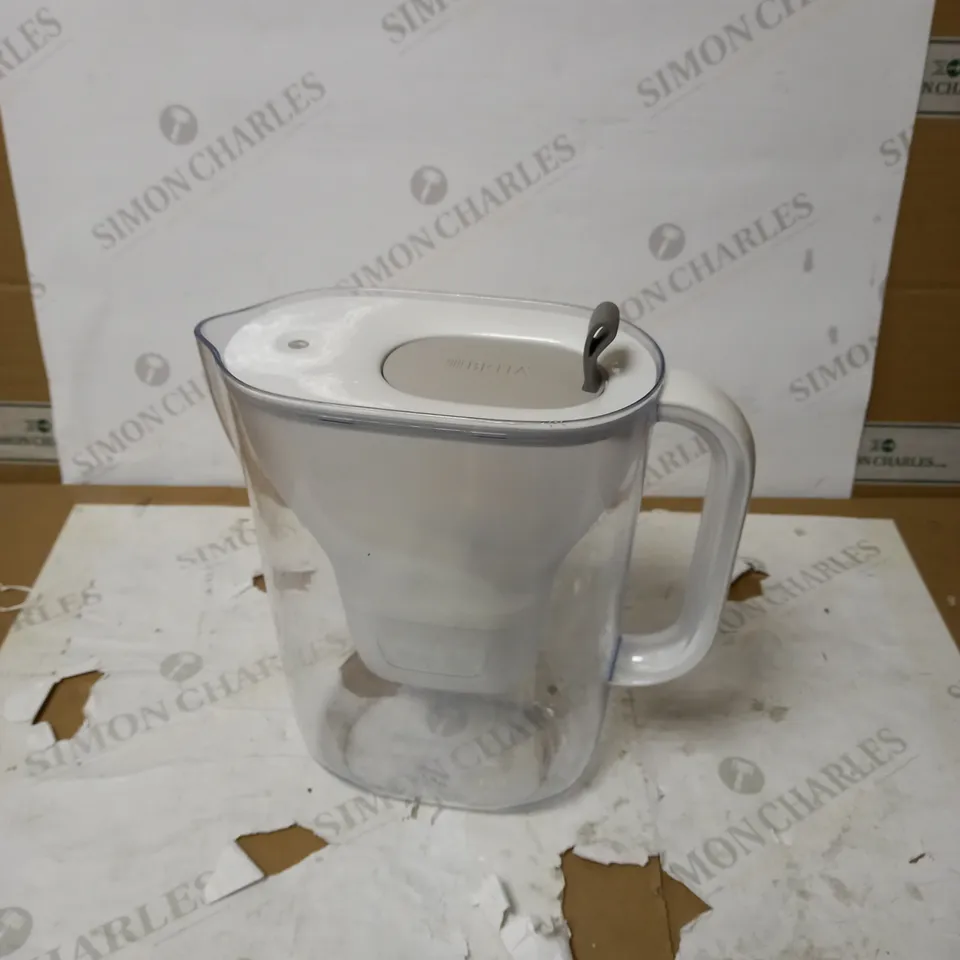 BRITA STYLE CARAFE FILTRANTE, 2.4L