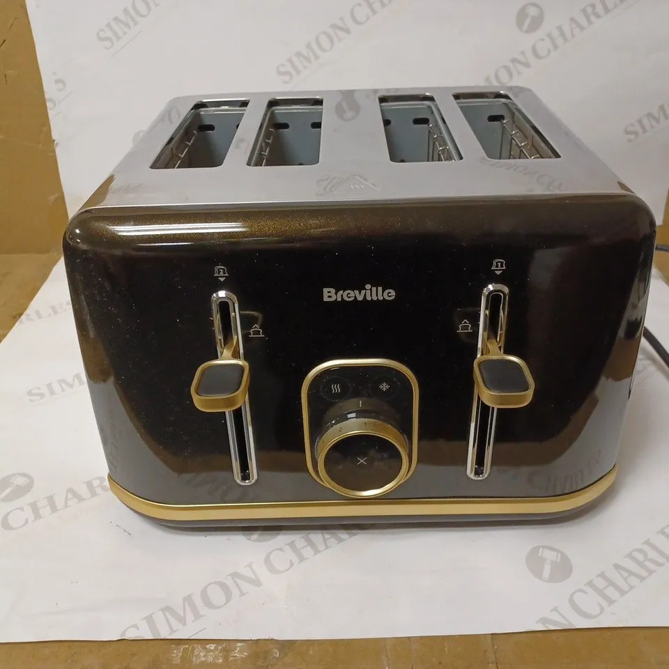 BREVILLE AURA 4 SLICE TOASTER