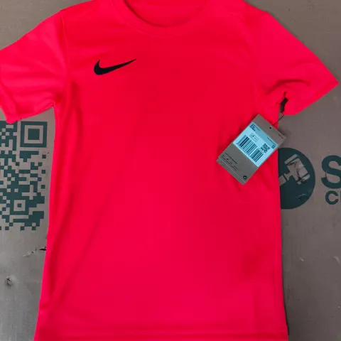 NIKE KID'S SHORT SLEEVE T-SHIRT IN STARBURST ORANGE SIZE XS