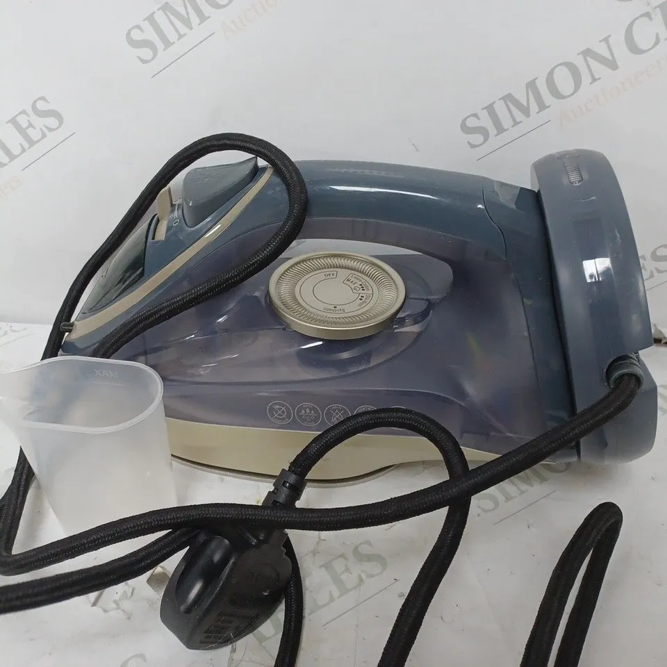 BOXED ELDRAY TWO-IN-ONE CORDLESS STEAM IRON TITANIUM EDITION