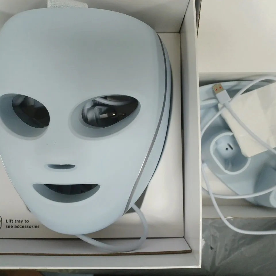 SHARK CRYO GLOW ANTI-AGEING & BLEMISH REPAIR MASK