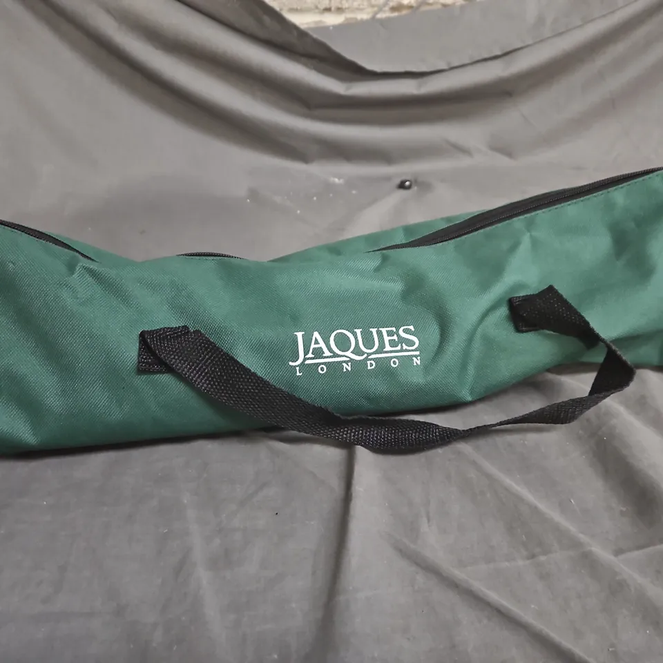 JAQUES LONDON ROUNDERS SET WITH CARRY BAG 