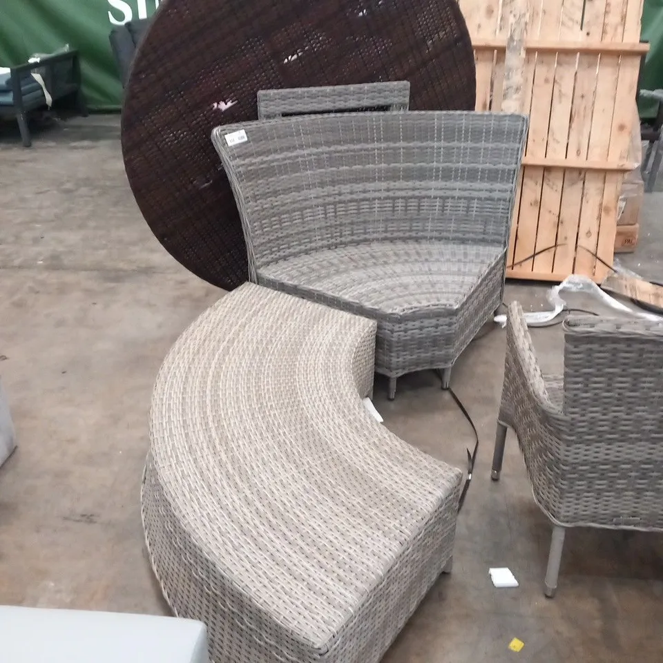 4 PIECES OF ASSORTED RATTAN EFFECT GARDEN FURNITURE PARTS
