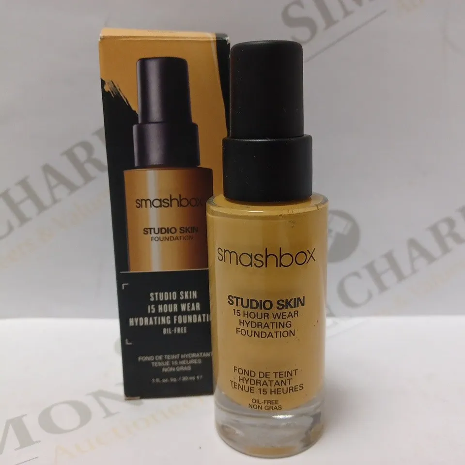 SMASHBOX STUDIO SKIN 15 HR WEAR HYDRATING FOUNDATION 30ML - 2.4