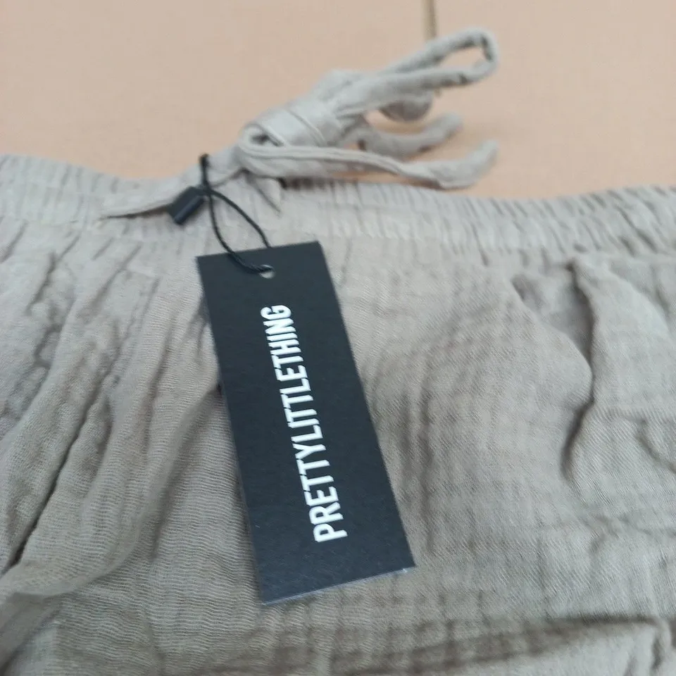 PRETTYLITTLETHING WOMEN'S GREY TROUSERS UK 12 (EU 40)