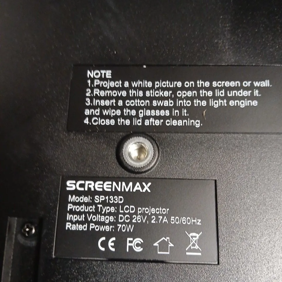 SCREENMAX SP133D LCD PROJECTOR – BLACK
