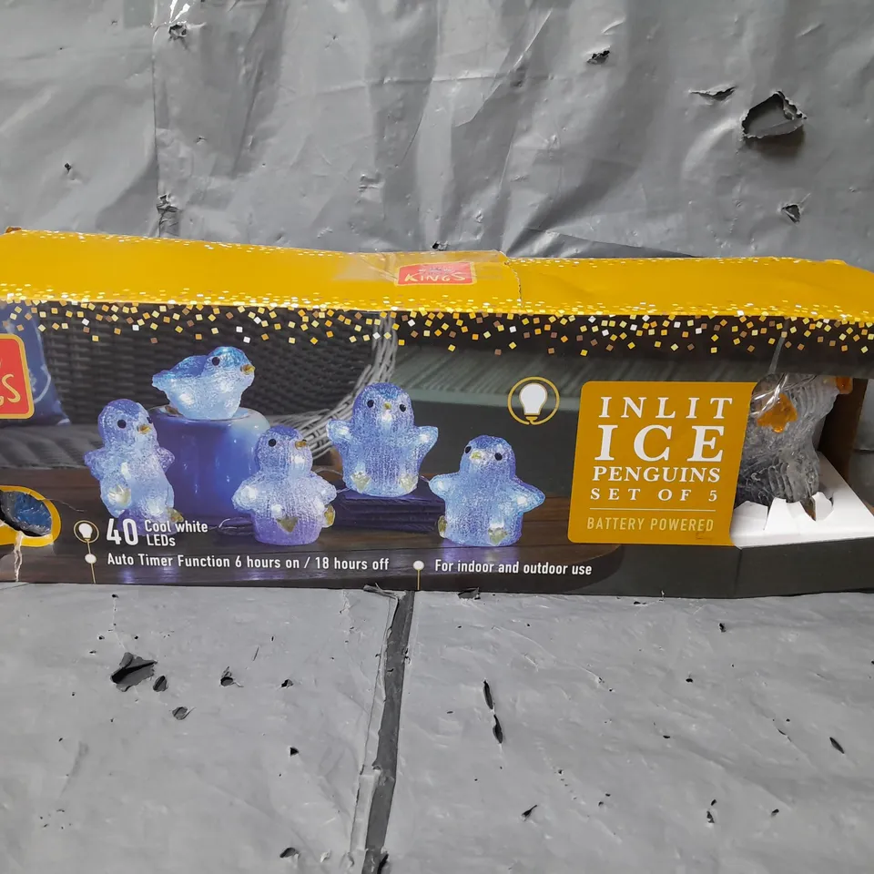 THREE KINGS OUTDOOR PENGUIN LIGHTS  RRP £25.99