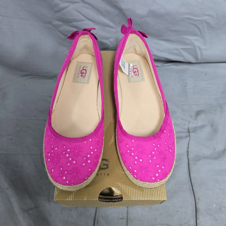 UGG TASSY PINK 2 KIDS ESPADRILLE FLATS – PINK SUEDE