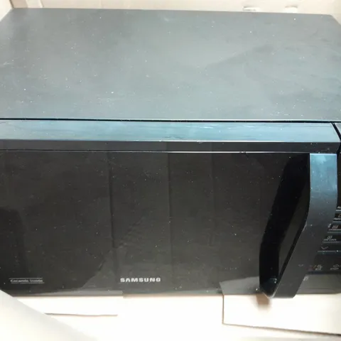 BOXED SAMSUNG MS23K3513AK/EU SOLO 23L MICRCOWAVE OVEN - COLLECTION ONLY