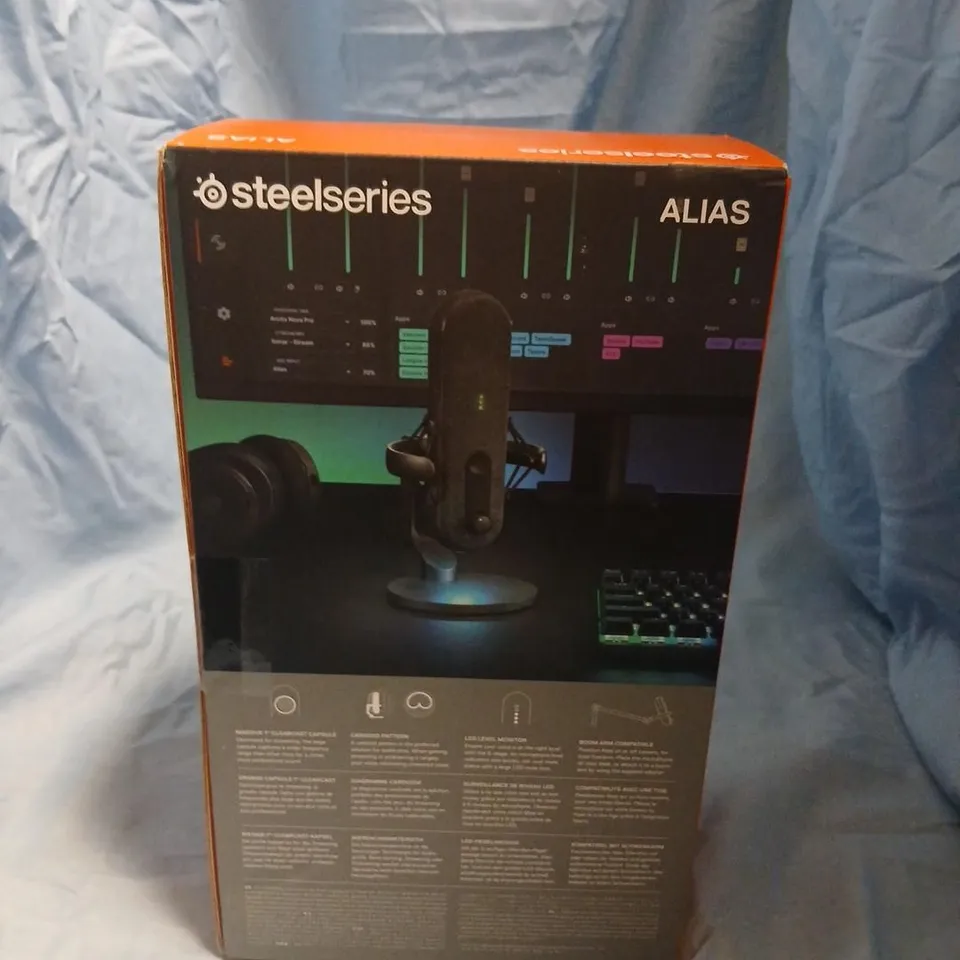 STEELSERIES ALIAS CONDENSER STREAMING MICROPHONE (USB) – BOXED
