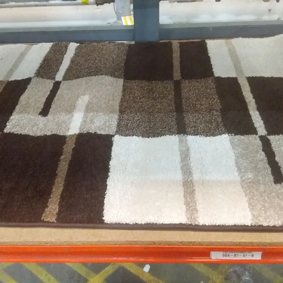 ESTHER RUG - BROWN / CREAM (SQUARE PATTERN) 