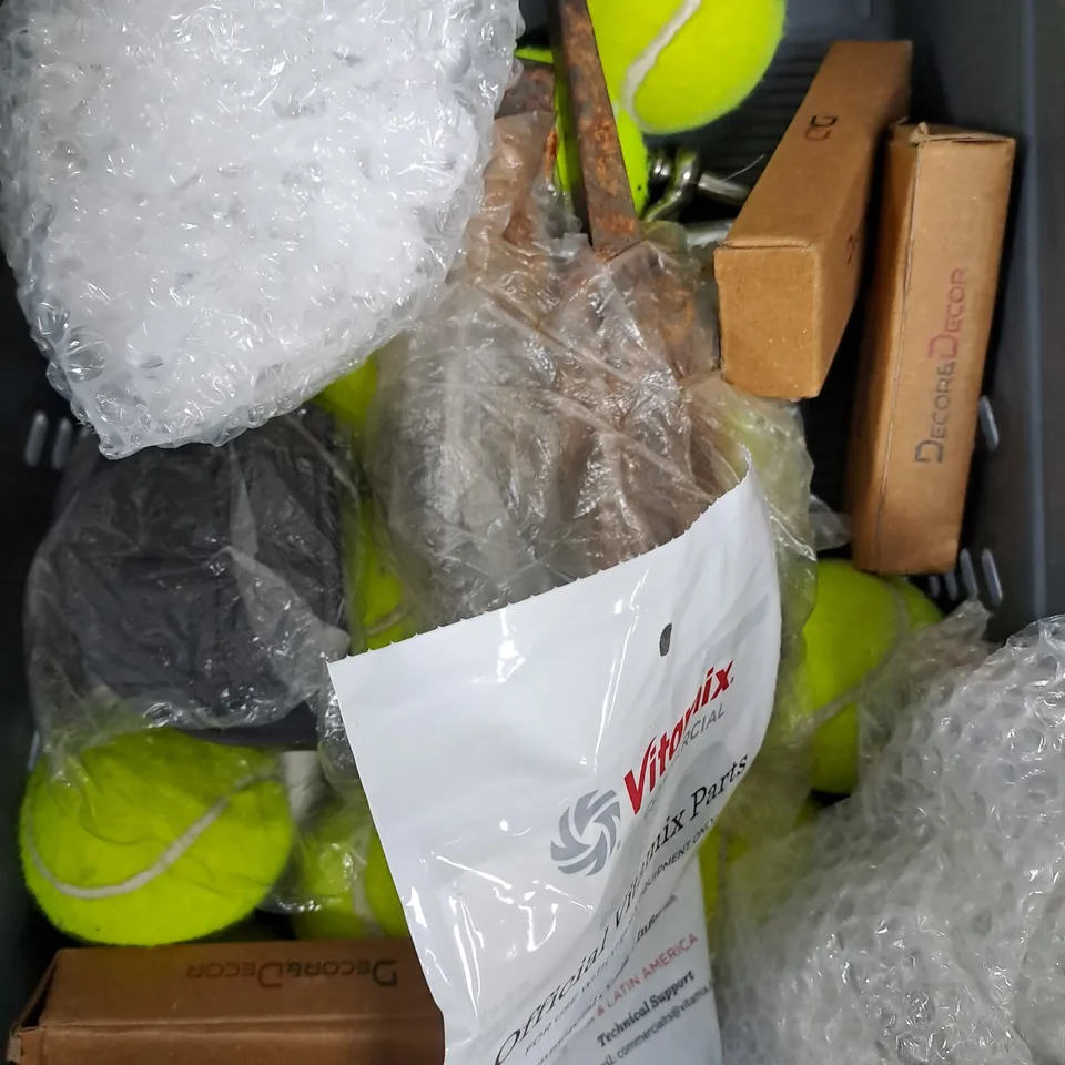 APPROXIMATELY 15 ASSORTED HOUSEHOLD ITEMS TO INCLUDE TENNIS BALLS, TAPE MEASURE, FLY TAPE ETC 
