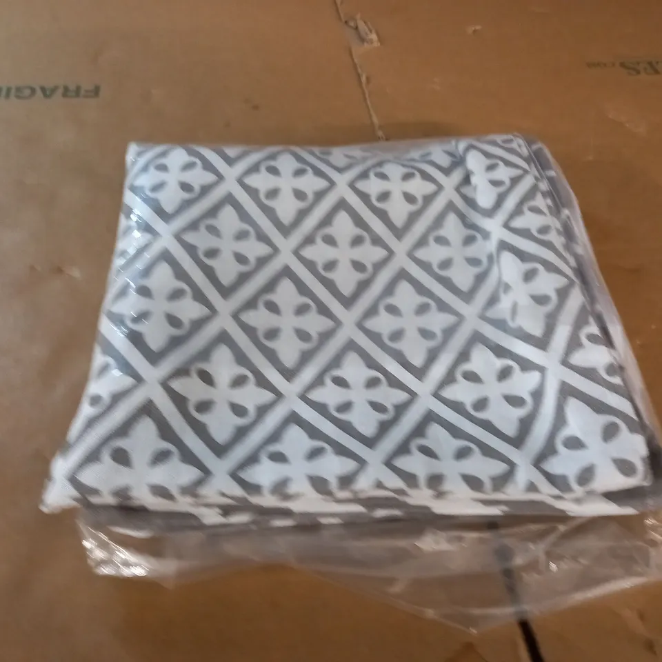 SET OF 4 45X45CM CUSHION COVERS