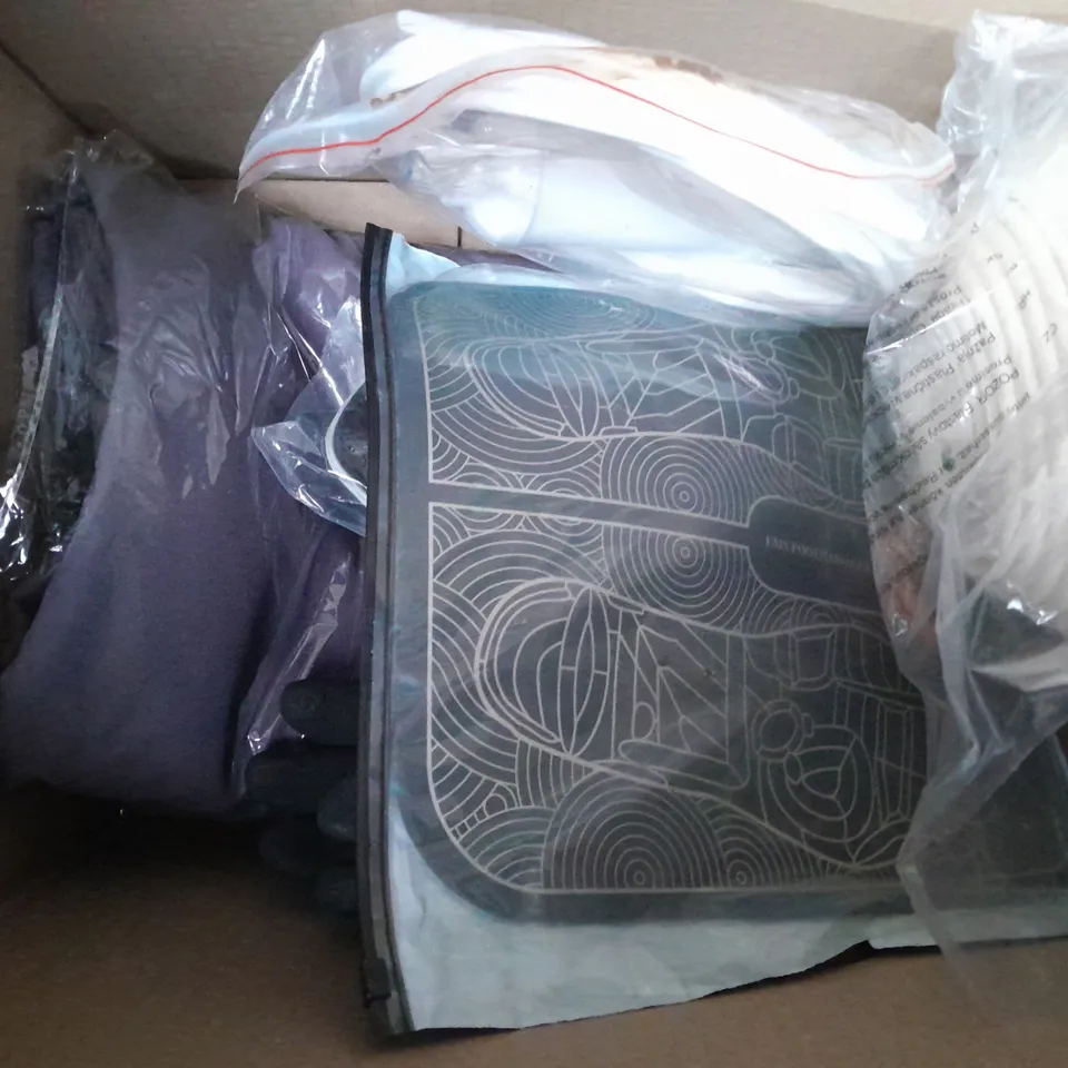 APPROXIMATELY 10 ASSORTED PRODUCTS TO INCLUDE HANDHELD BIDET SPRAYER, PET NAIL GRINDER, EXTENSION LEAD POWER STRIP 