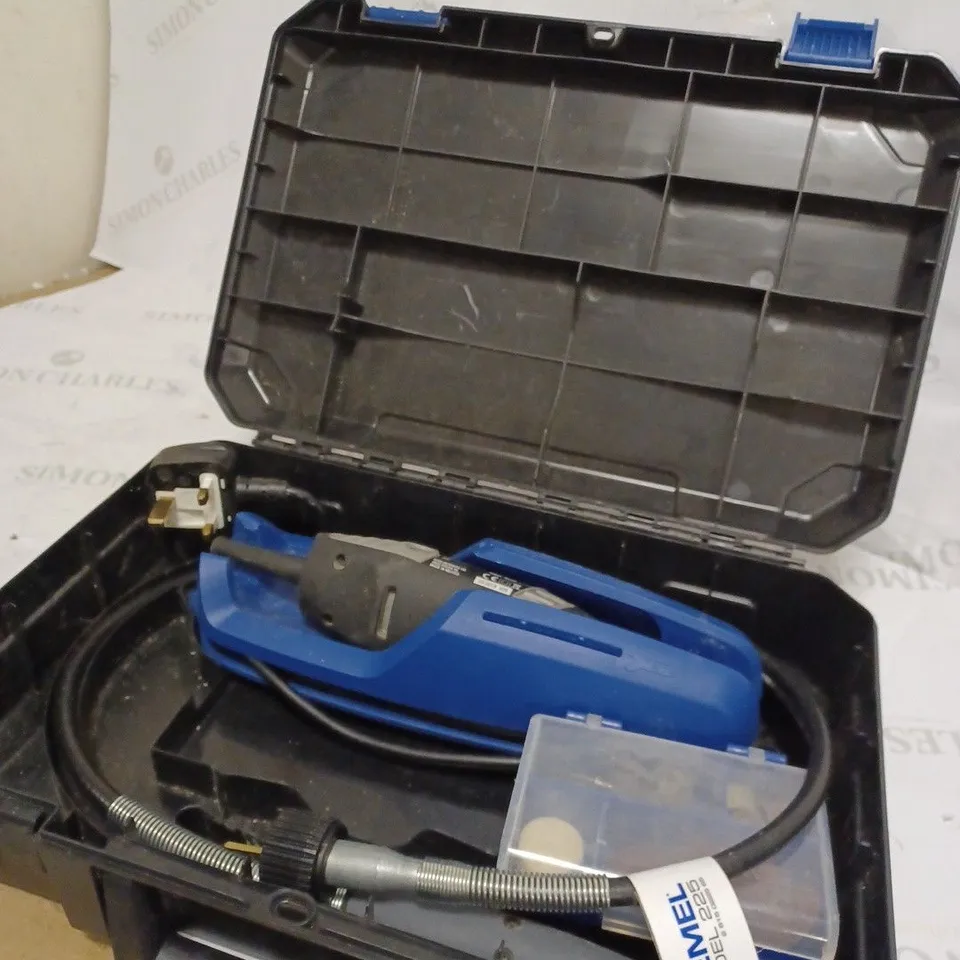 DREMEL 3000 MULTI TOOL