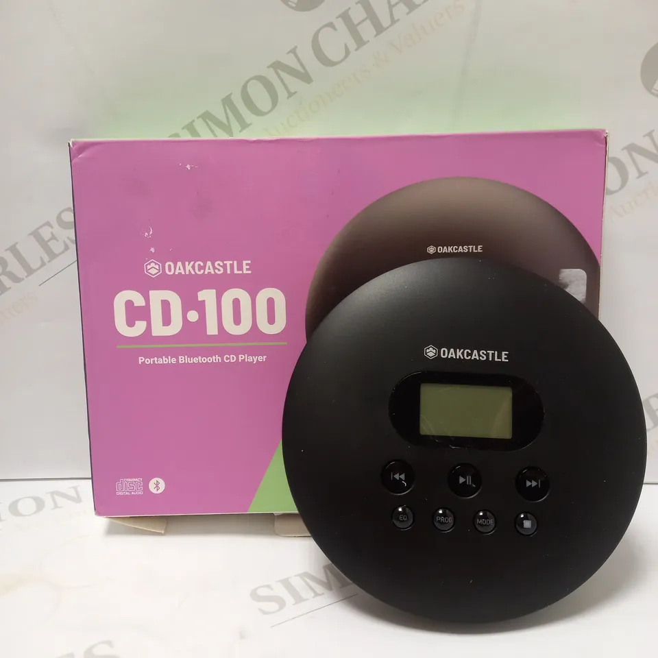 OAKCASTLE CD100 PERSONAL RETRO PORTABLE CD PLAYER