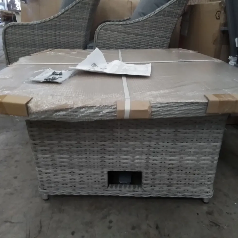GOODHOME WICKER AND WOVEN RAISABLE GARDEN COFFEE TABLE WITH GLASS TOP (TABLE ONLY)