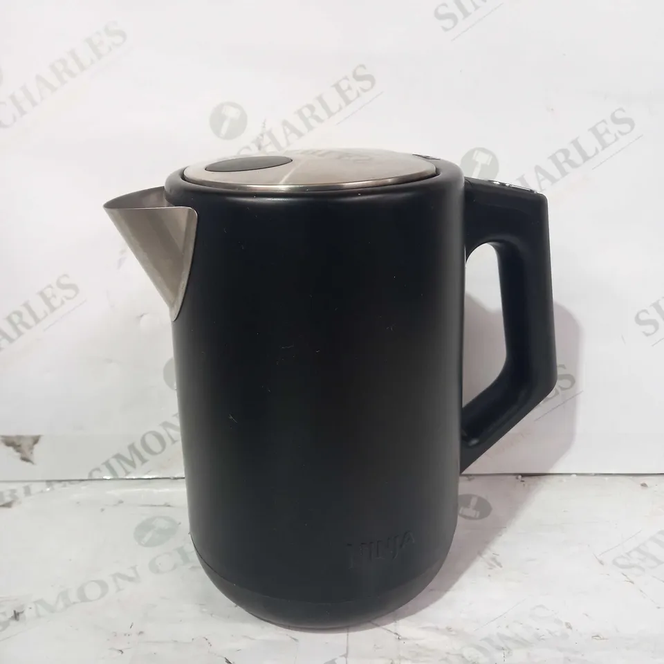 OUTLET NINJA PERFECT TEMPERATURE KETTLE