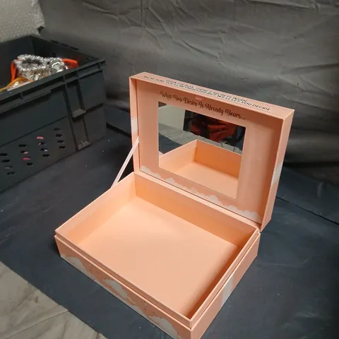 P LOUISE FULFILLING DREAMS VANITY MAKEUP BOX WITH MIRROR 