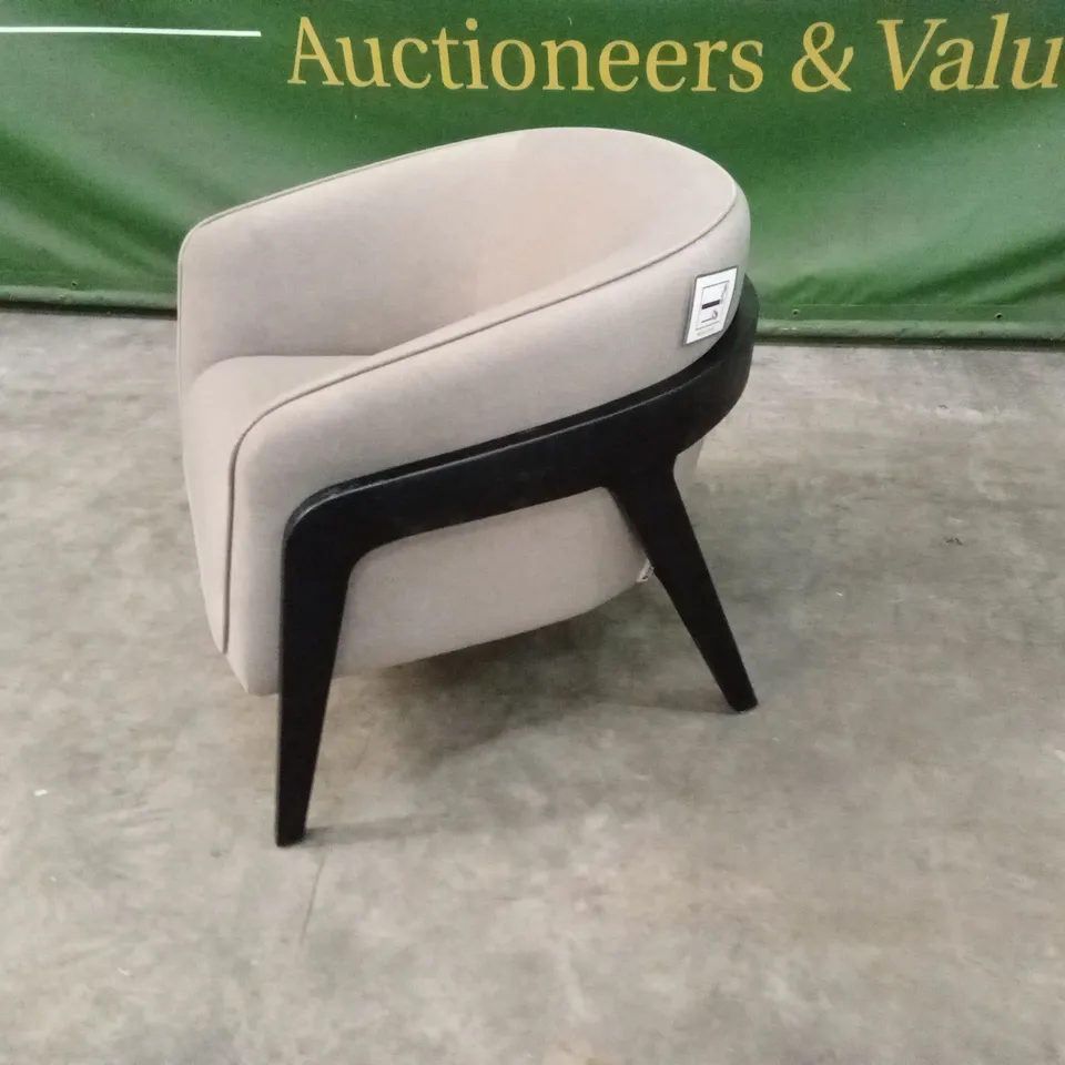 DANETTI PALMER MOCHA PLUSH FABRIC OCCASIONAL CHAIR RRP £569