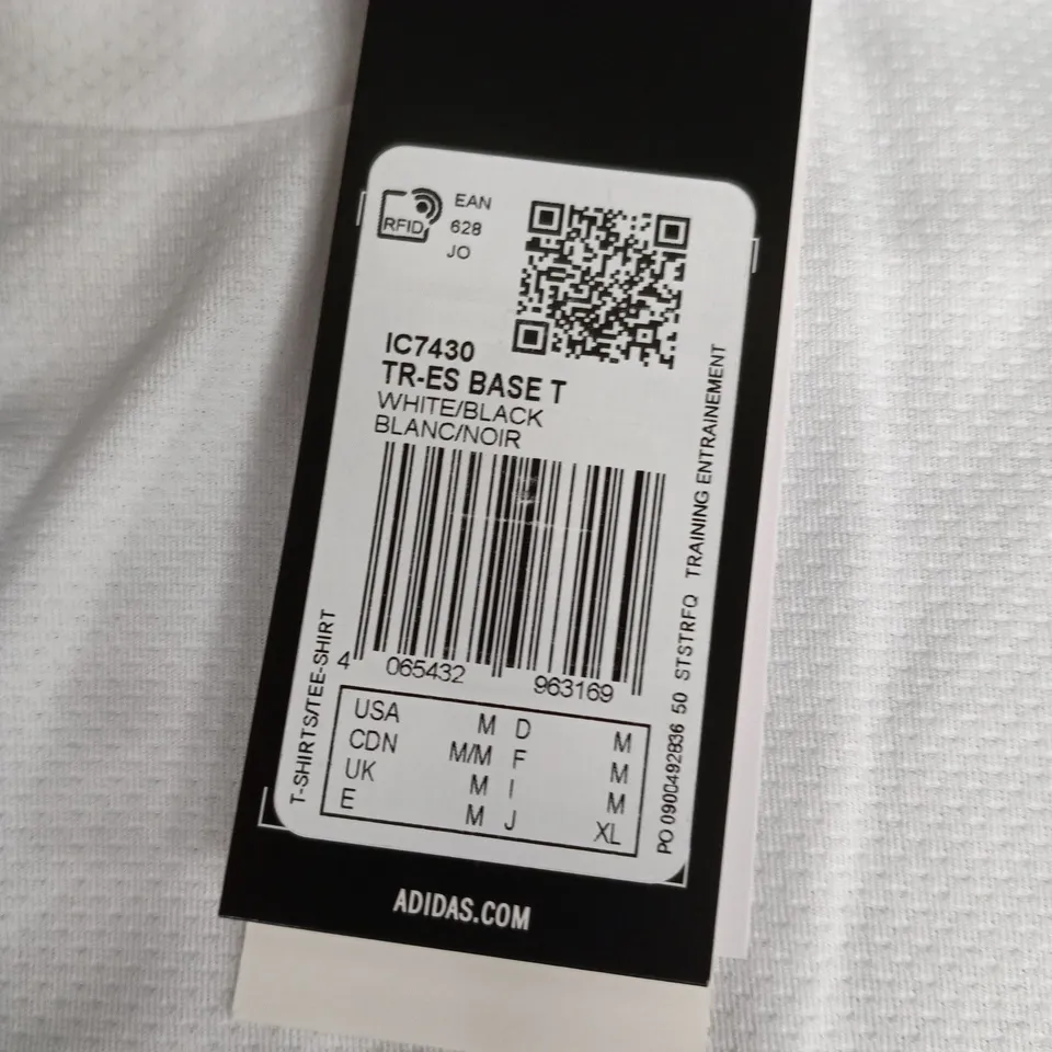 ADIDAS TRAINING ESSENTIALS BASE TEE – WHITE/BLACK, UK M