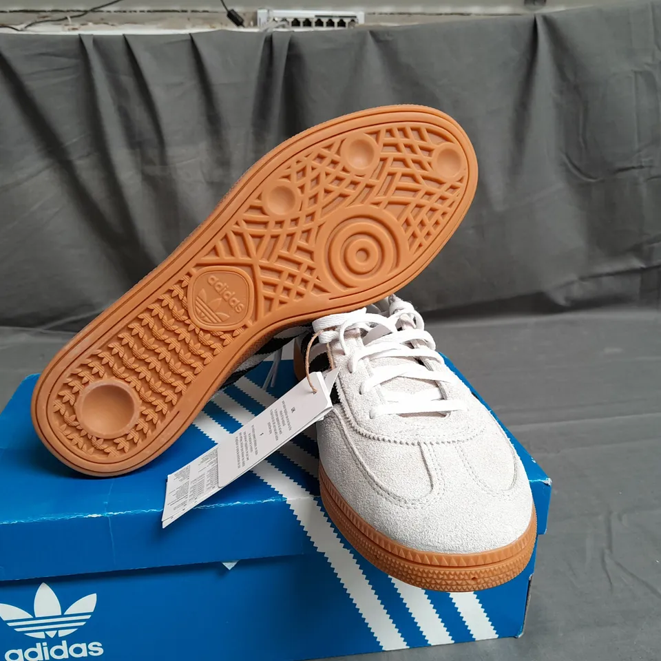 BOXED PAIR OF ADIDAS ORIGINALS SEZIAL TRAINERS SIZE UK 8.5