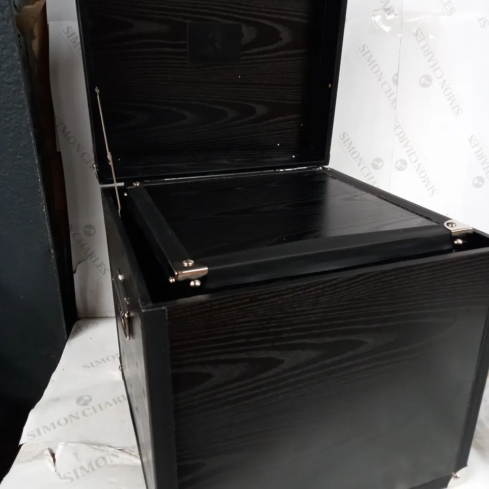 KELLY HOPPEN SET OF NESTING STORAGE BOXES - BLACK