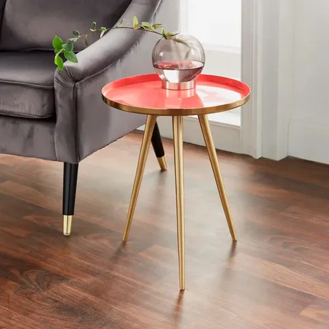 BOXED MARGUERITE TRAY TABLE