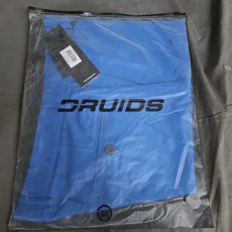 BAGGED DRUIDS MEN'S CLIMA GOLF SHORTS - ROYAL BLUE, UK 36