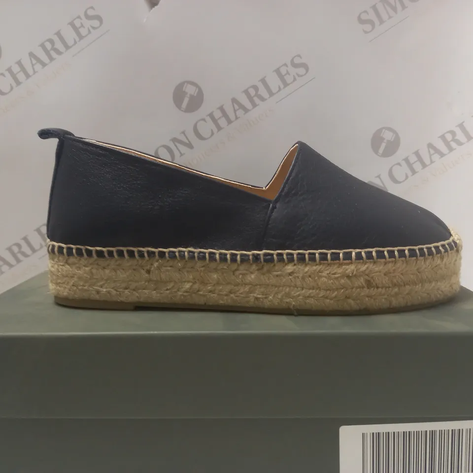 BOXED HOBBS ALICIA ESPADRILLE IN NAVY - SIZE 36