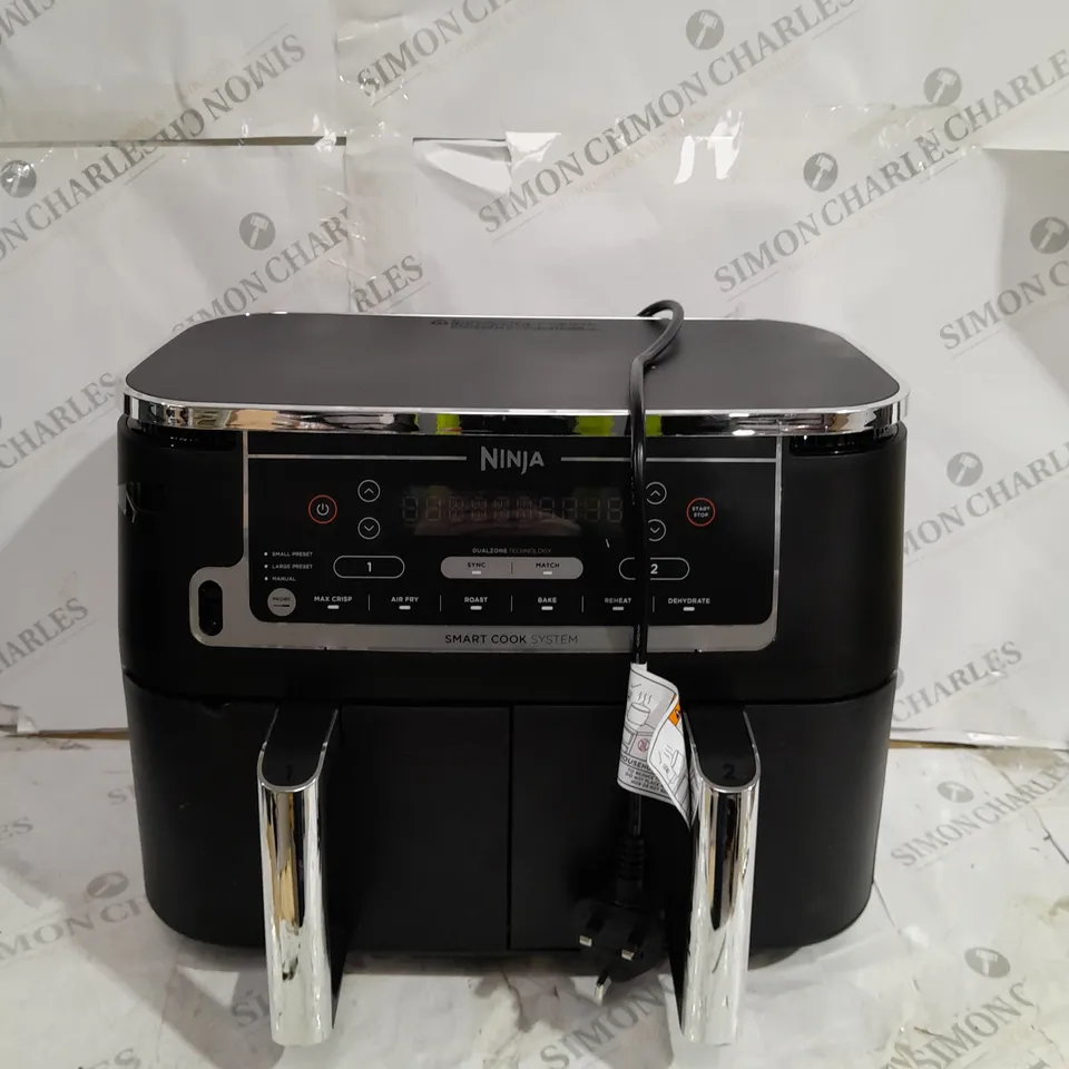 BOXED NINJA FOODI MAX 9.5L DUAL ZONE AIRFRYER AF451UK