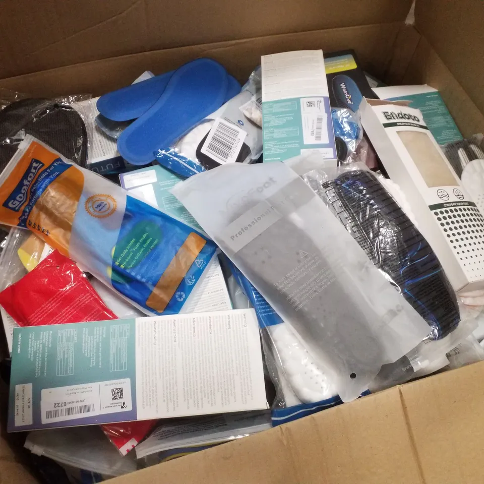 PALLET CONTAINING LARGE QUANTITY OF ASSORTED INSOLES