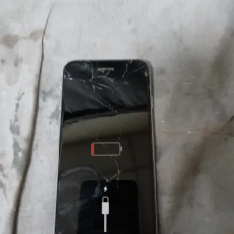 Apple iPhone 6s 32GB Space Grey – Unlocked