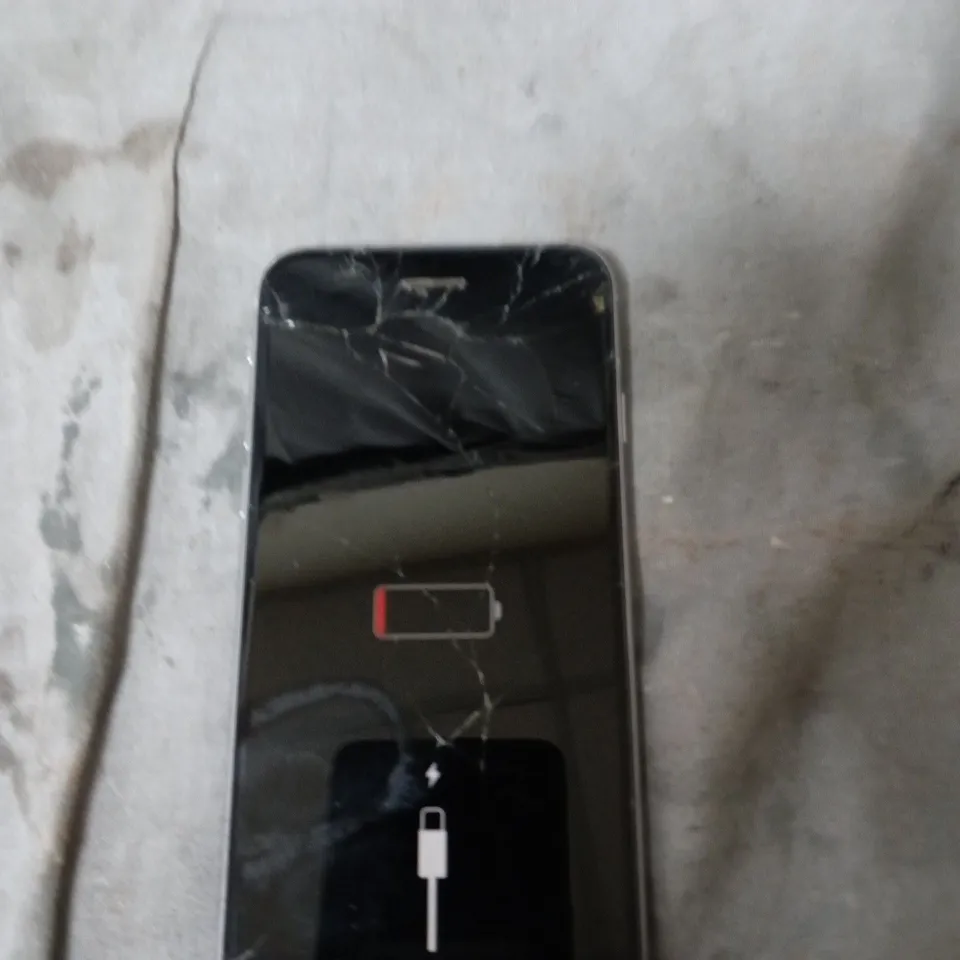 Apple iPhone 6s 32GB Space Grey – Unlocked