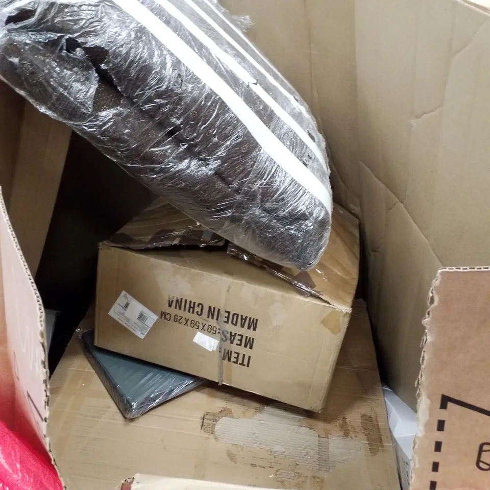 PALLET OF ASSORTED PRODUCTS INCLUDING MESH CHAIR, CONVECTOR HEATER, SQUARE WEDDING ARCHES, ROLLER BLIND