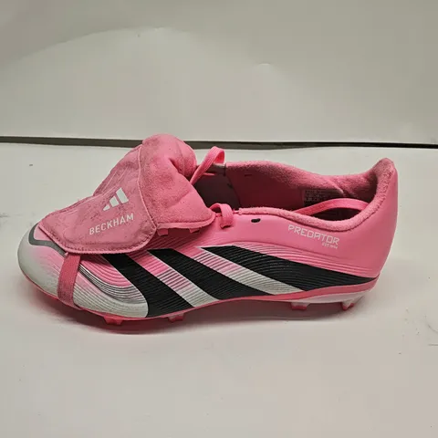 BECKHAM PREDATOR FOOTBALL BOOTS – PINK, KIDS UK 2.5