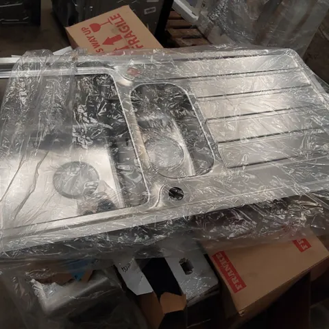 PACKAGED STAINLESS STEEL KITCHEN SINK WITH DRAINAGE BOARD