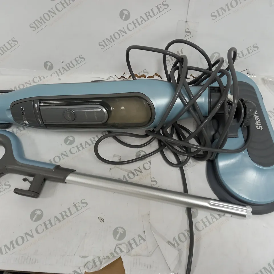 SHARK STEAM & SCRUB VACUUM