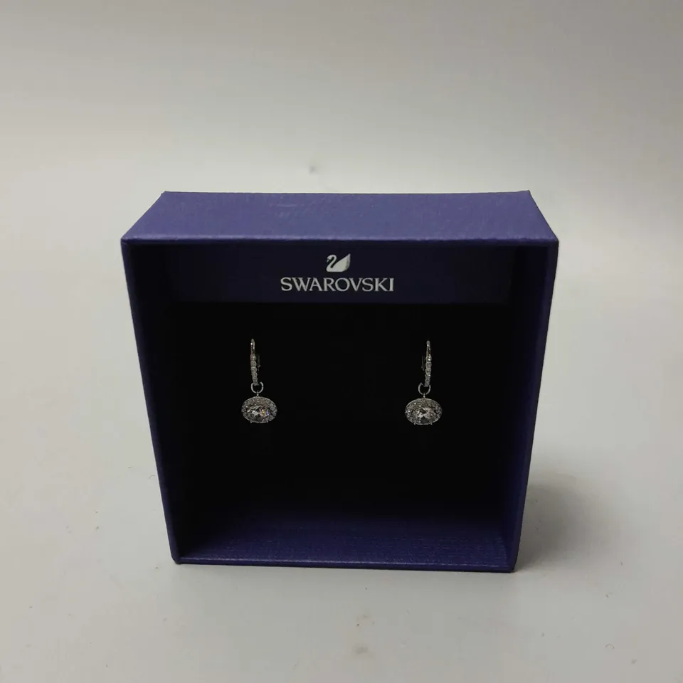 SWAROVSKI GLASS PENDANT DROP EARRINGS 