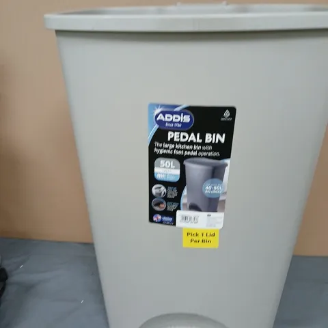 ADDIS Plastic 50 Litre Pedal Bin