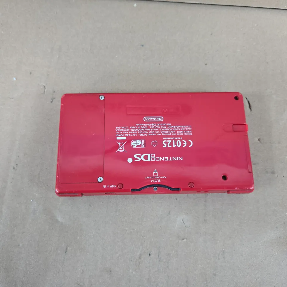 NINTENDO DSI HANDHELD CONSOLE IN RED