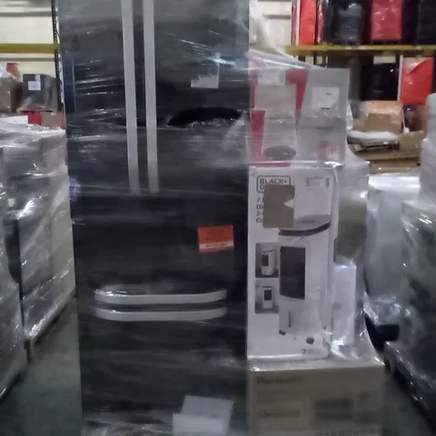 PALLET OF APPROXIMATELY 8 ASSORTED ELECTRICAL ITEMS TO INCLUDE COOLERS , FRIDGES , MICROWAVES , ETC