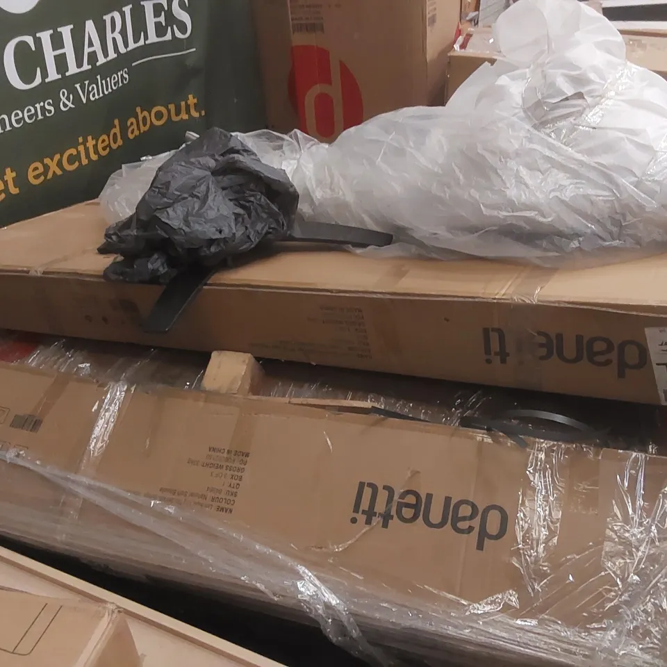 PALLET CONTAINING ASSORTED DESIGNER DANETTI FURNITURE PARTS ECT